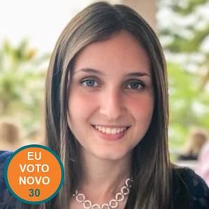 Meet your Posher, Lara stela